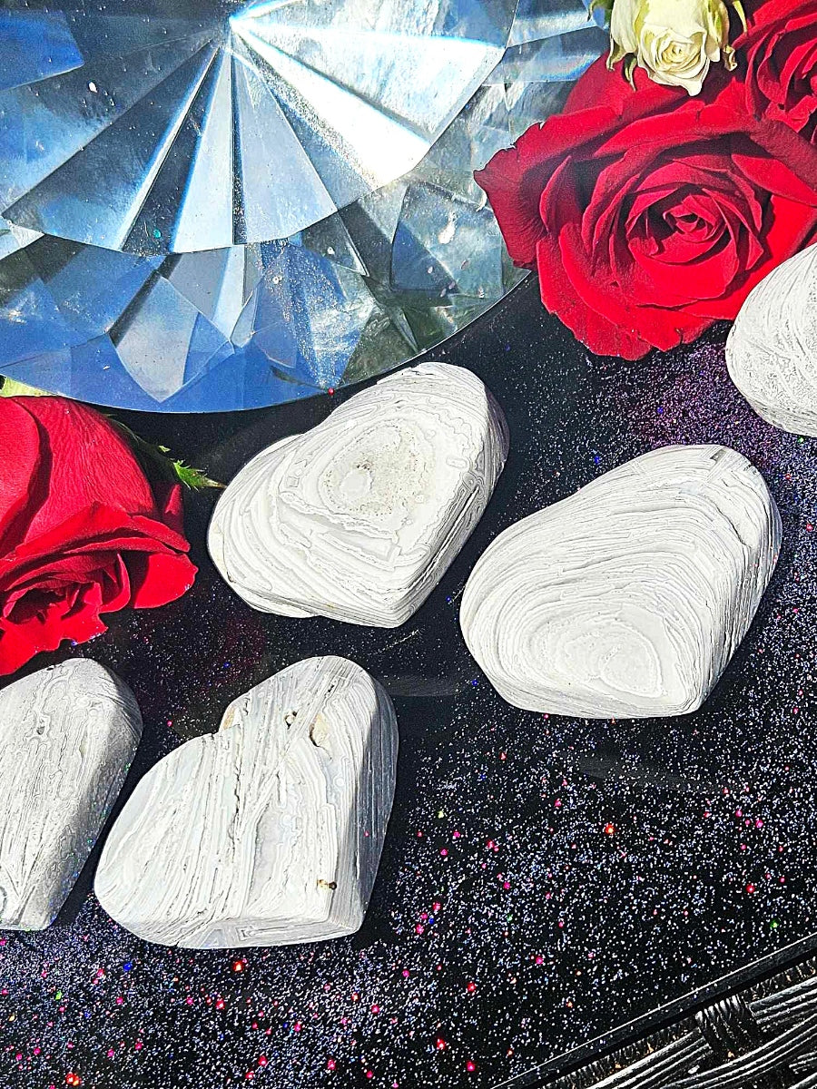Mexican Crazy Lace Agate Hearts - Glamour