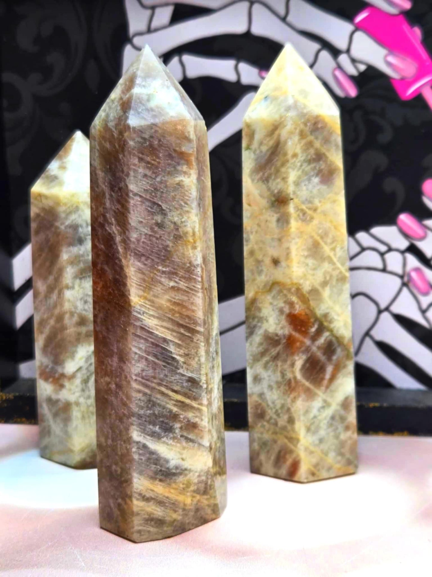 Sun and Moon Belomorite Towers - Glamour