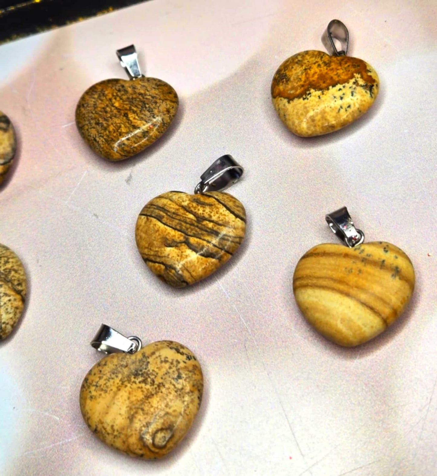 Pretty as a Picture Jasper Heart Pendants - Glamour
