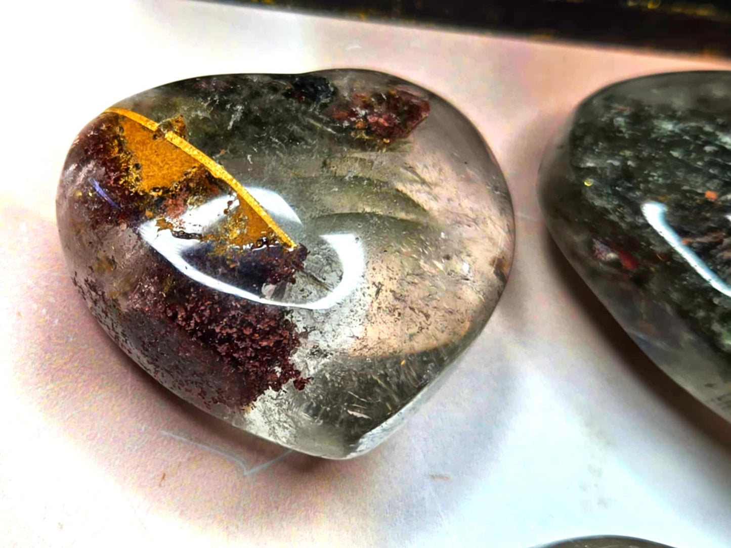Beautiful World Garden Quartz Hearts - Glamour