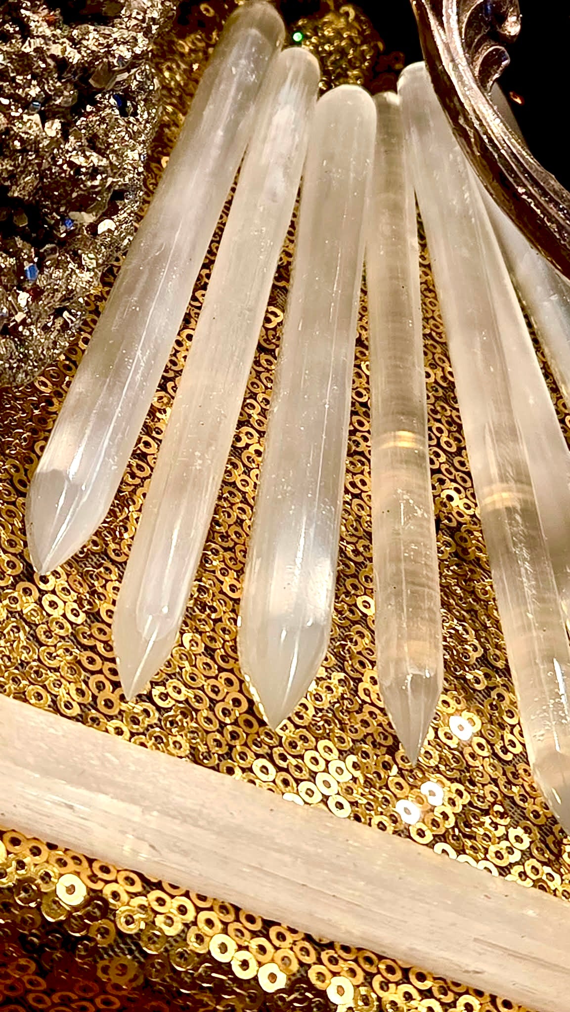 Wish Manifesting Selenite Wand Carvers - Genie