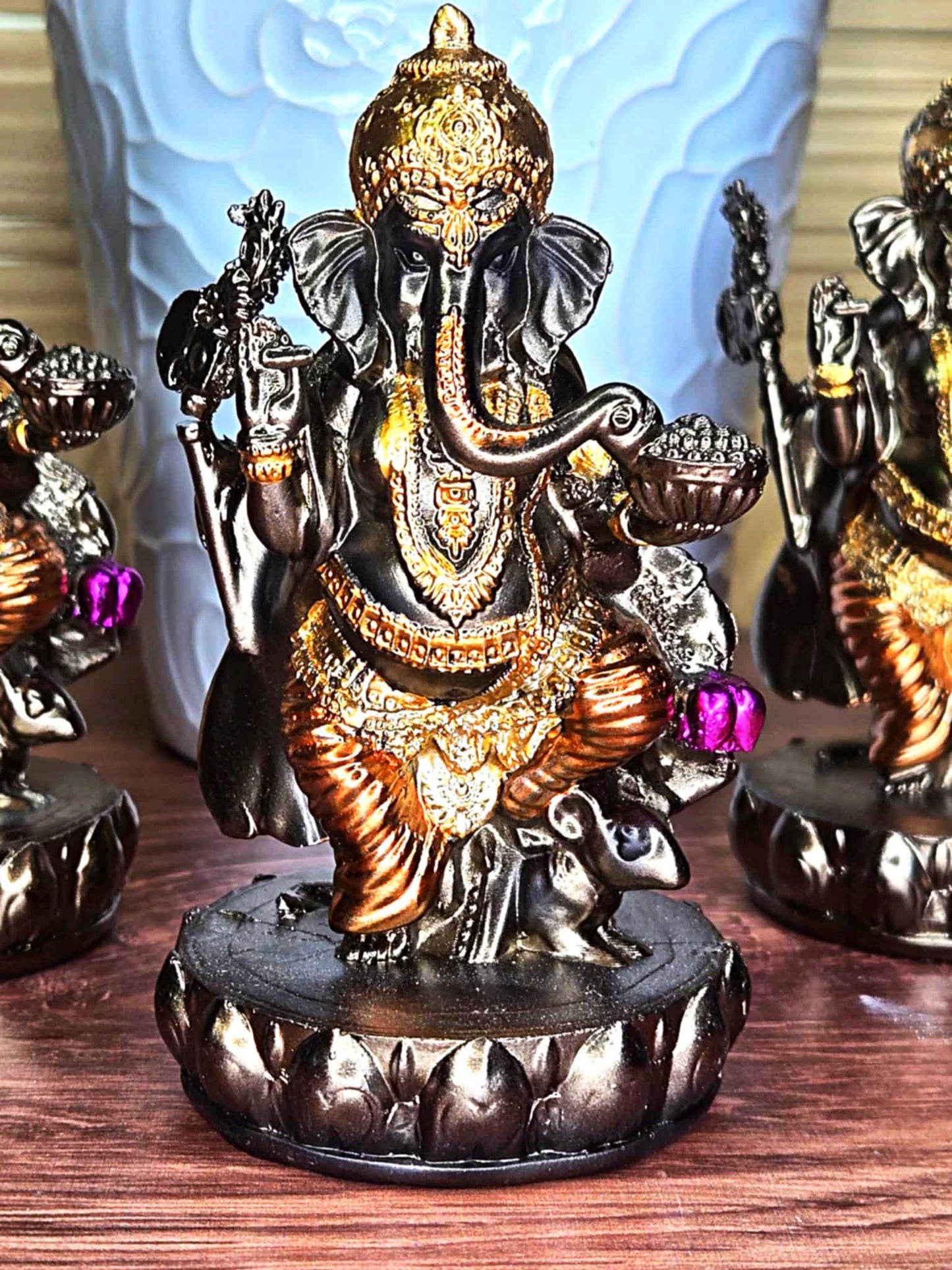 Easy Breezy Ganesha Statue