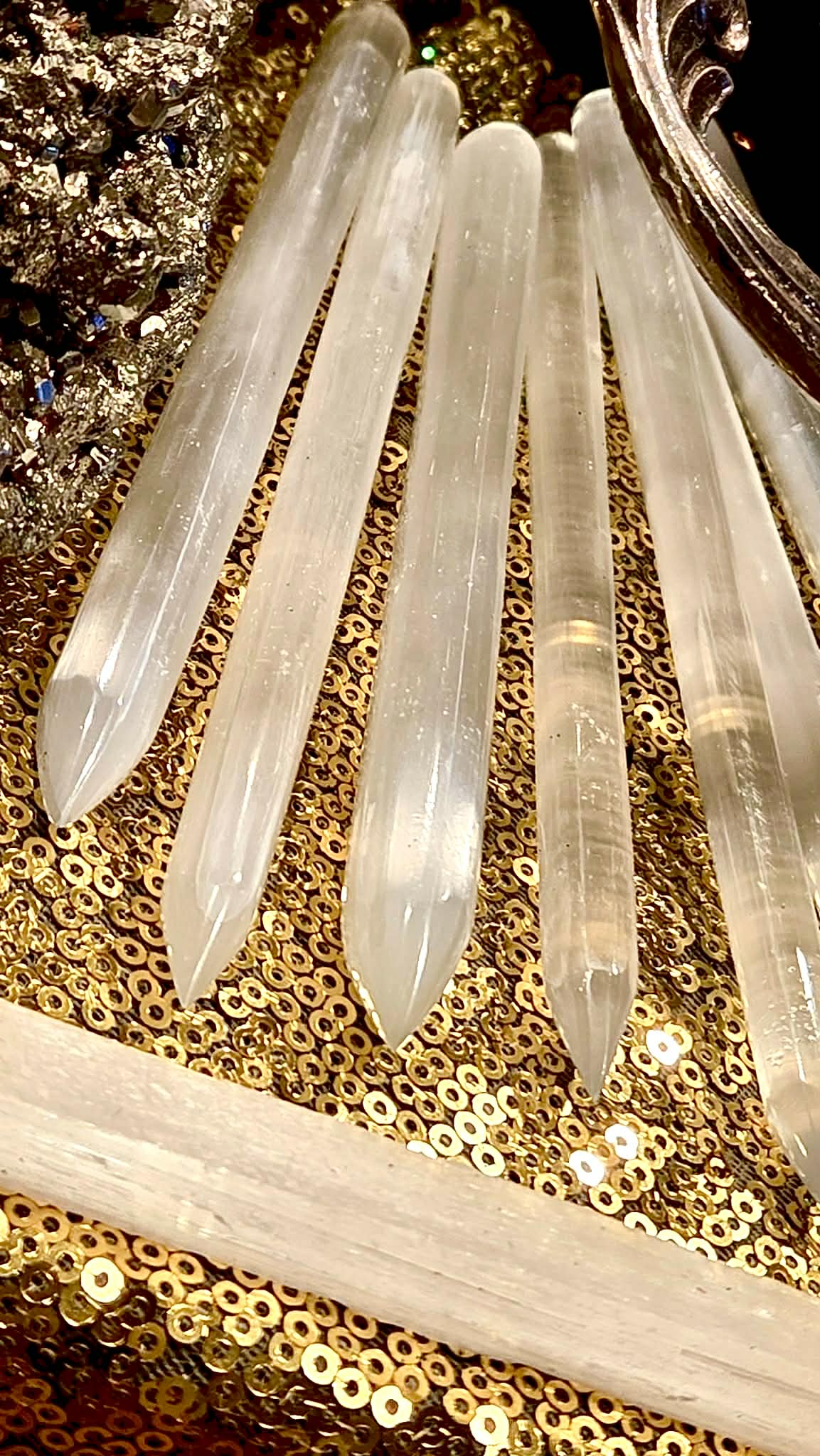 Wish Manifesting Selenite Wand Carvers - Genie