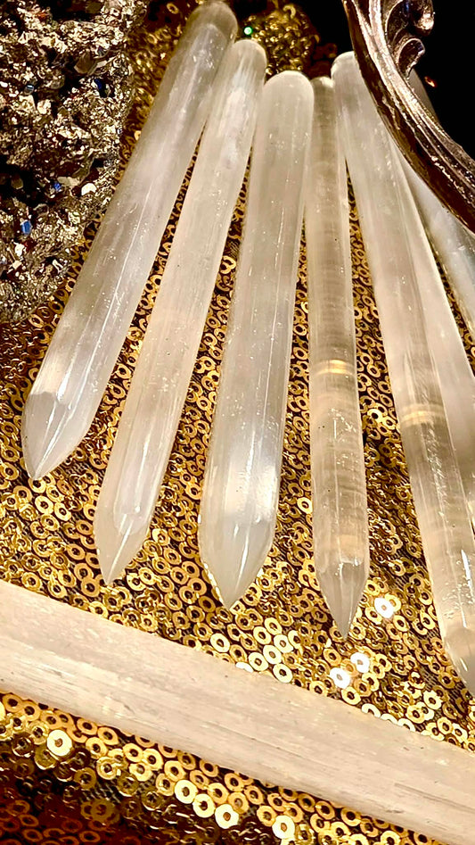 Wish Manifesting Selenite Wand Carvers - Genie