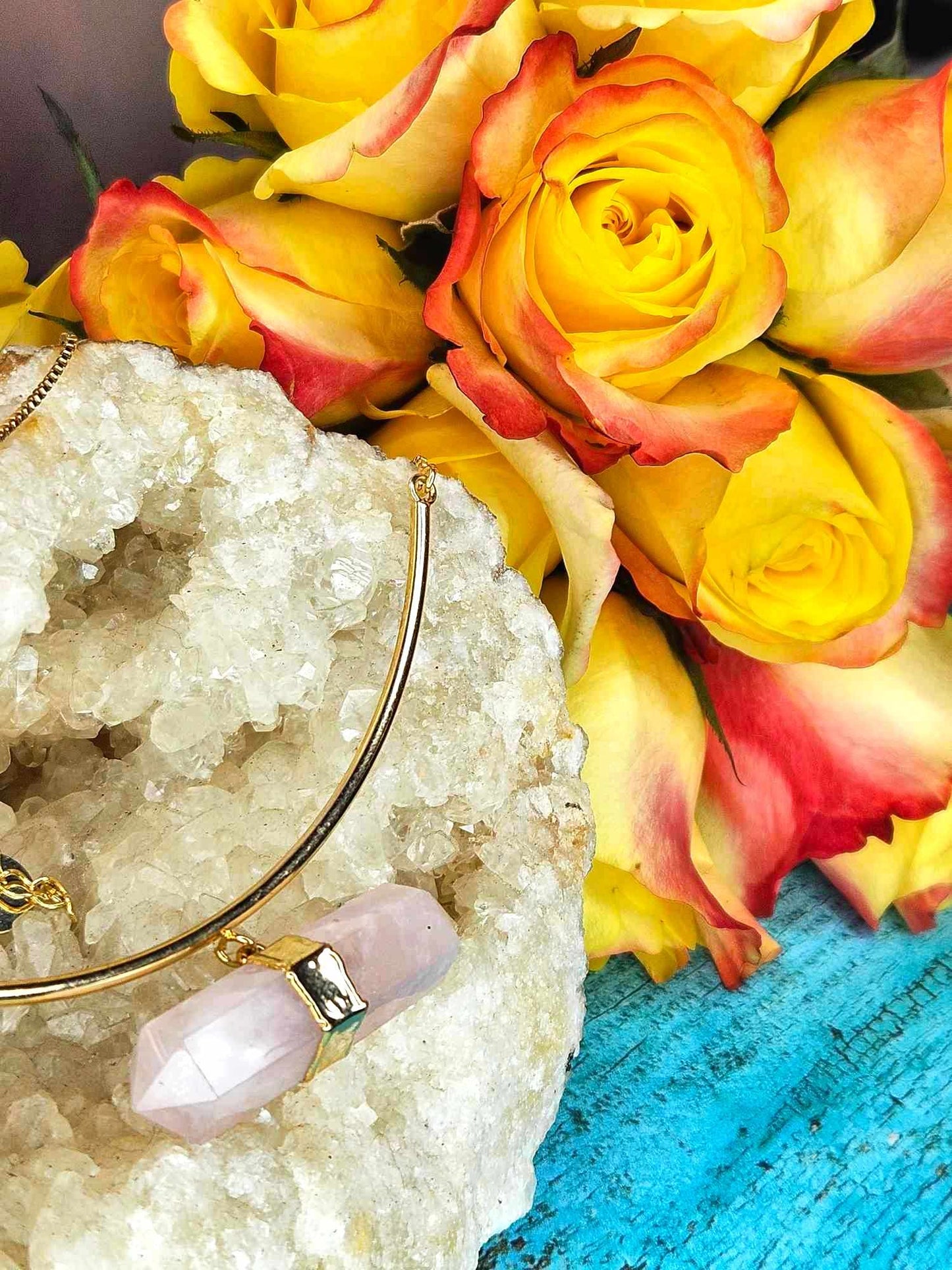 💐That is SO Pretty! Rose Quartz Bar Necklace