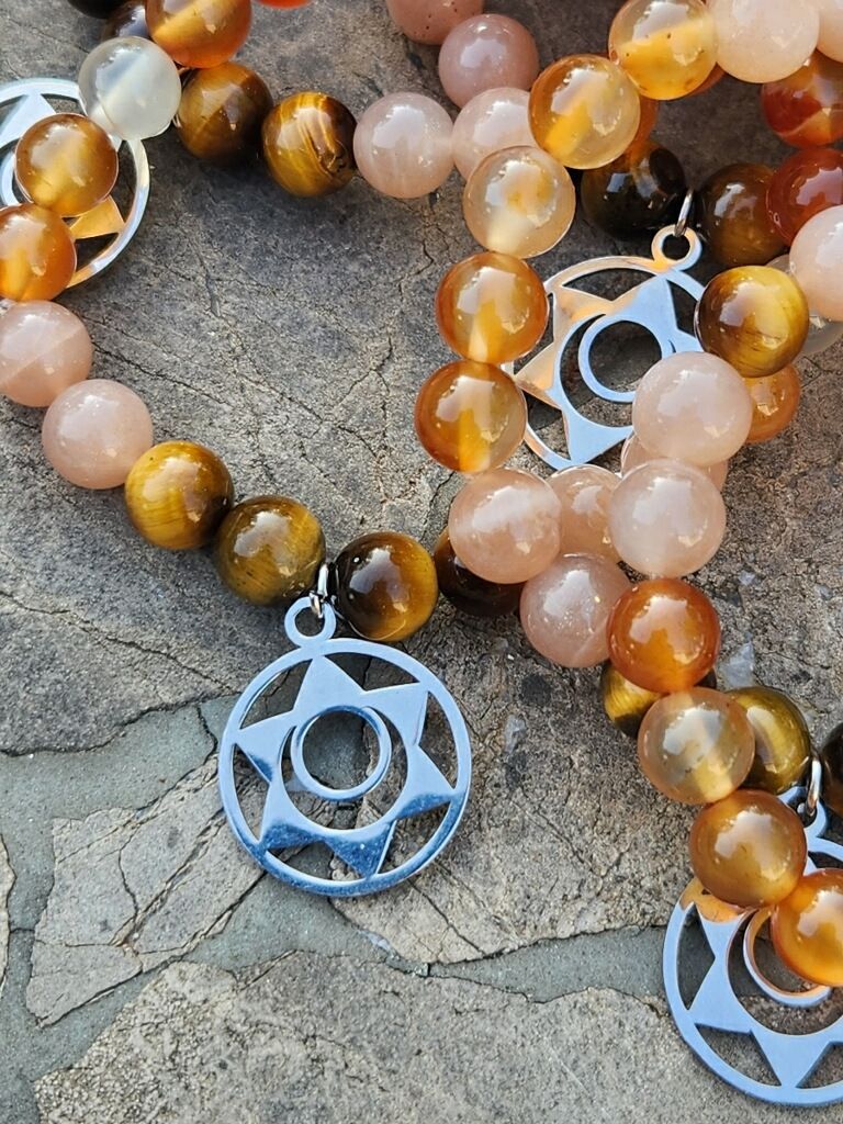 Super Pretty Sunstone bracelet