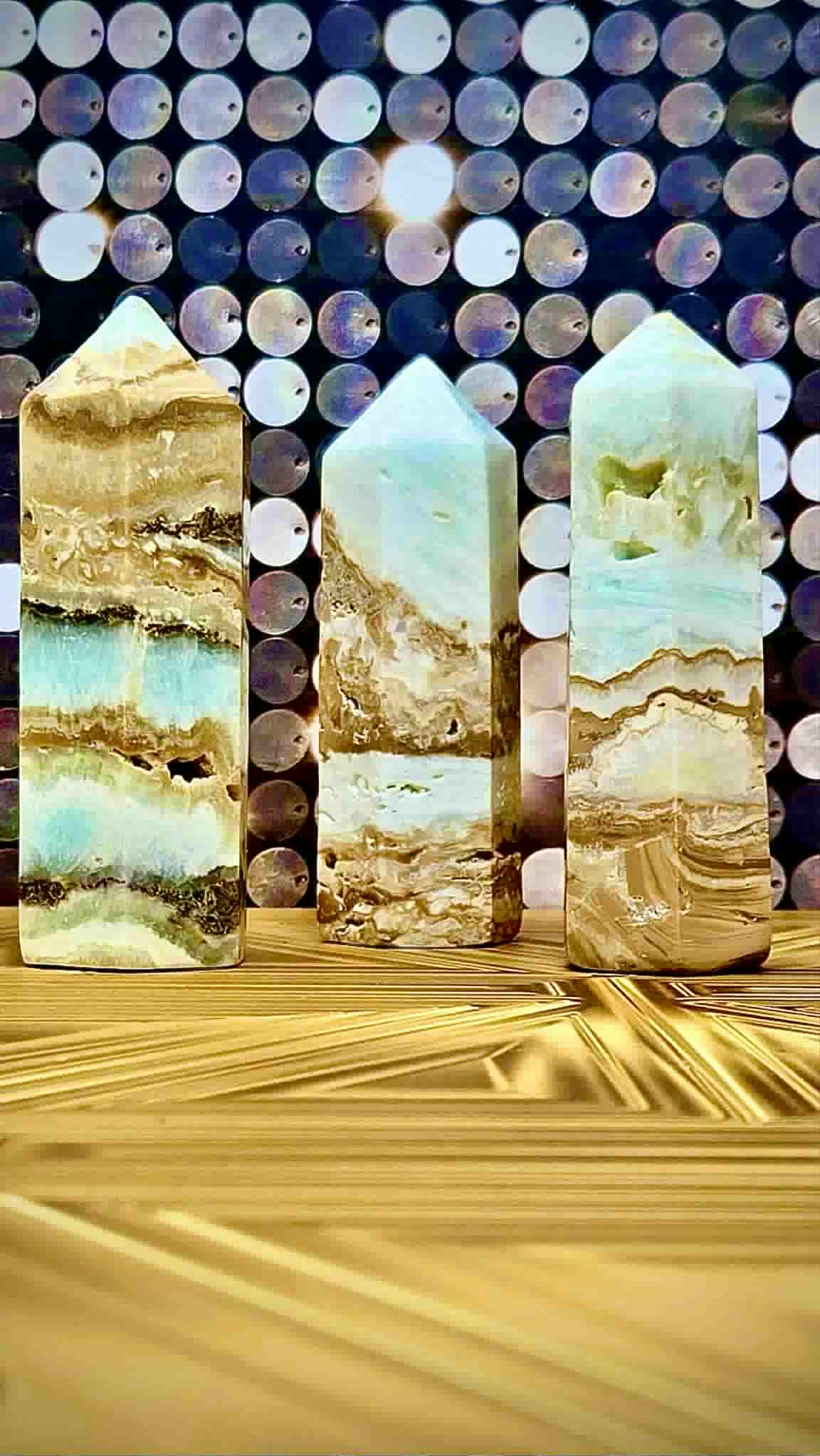Luxe AF Caribbean Calcite Towers
