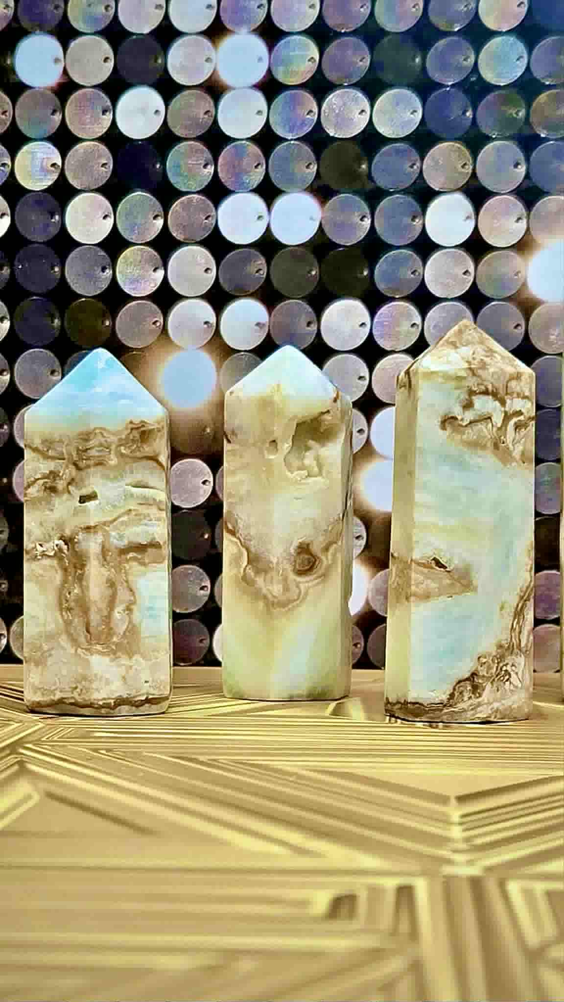 Luxe AF Caribbean Calcite Towers